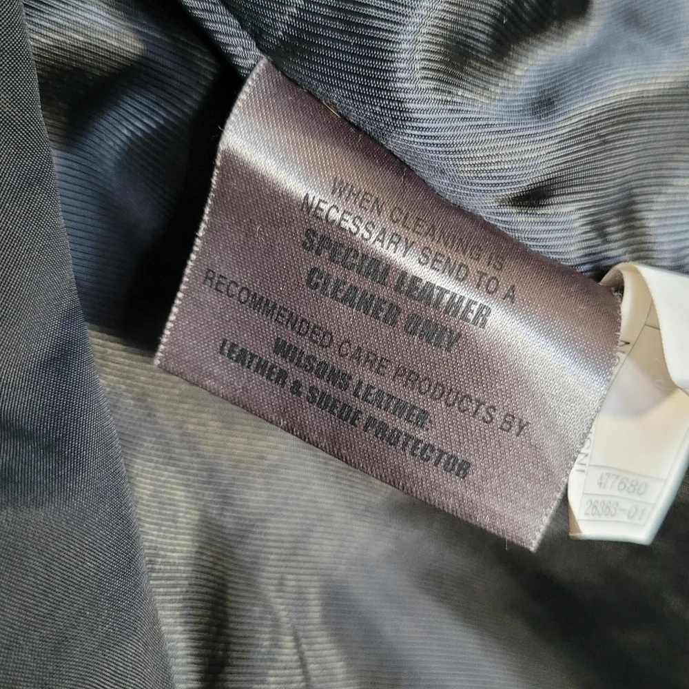 Wilsons leather black jacket Thinsulate Liner - Men’s Medium 4 buttons - Picture 5 of 12